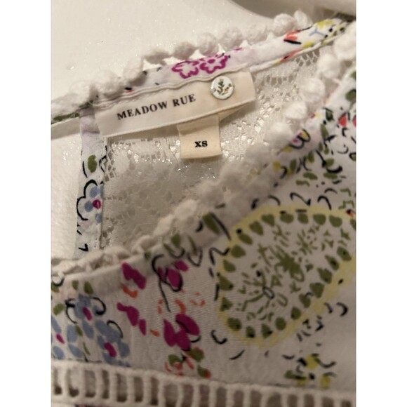 anthropologie Meadow Rue Floral Print With Lace SS Top Womens XS - Picture 8 of 9
